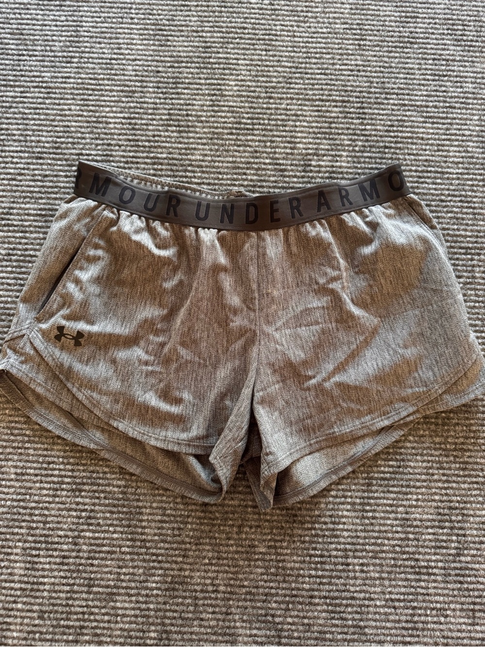 Lot of 2 Under Armour Women's Running shorts running, hiking Women's Medium - Picture 8 of 15